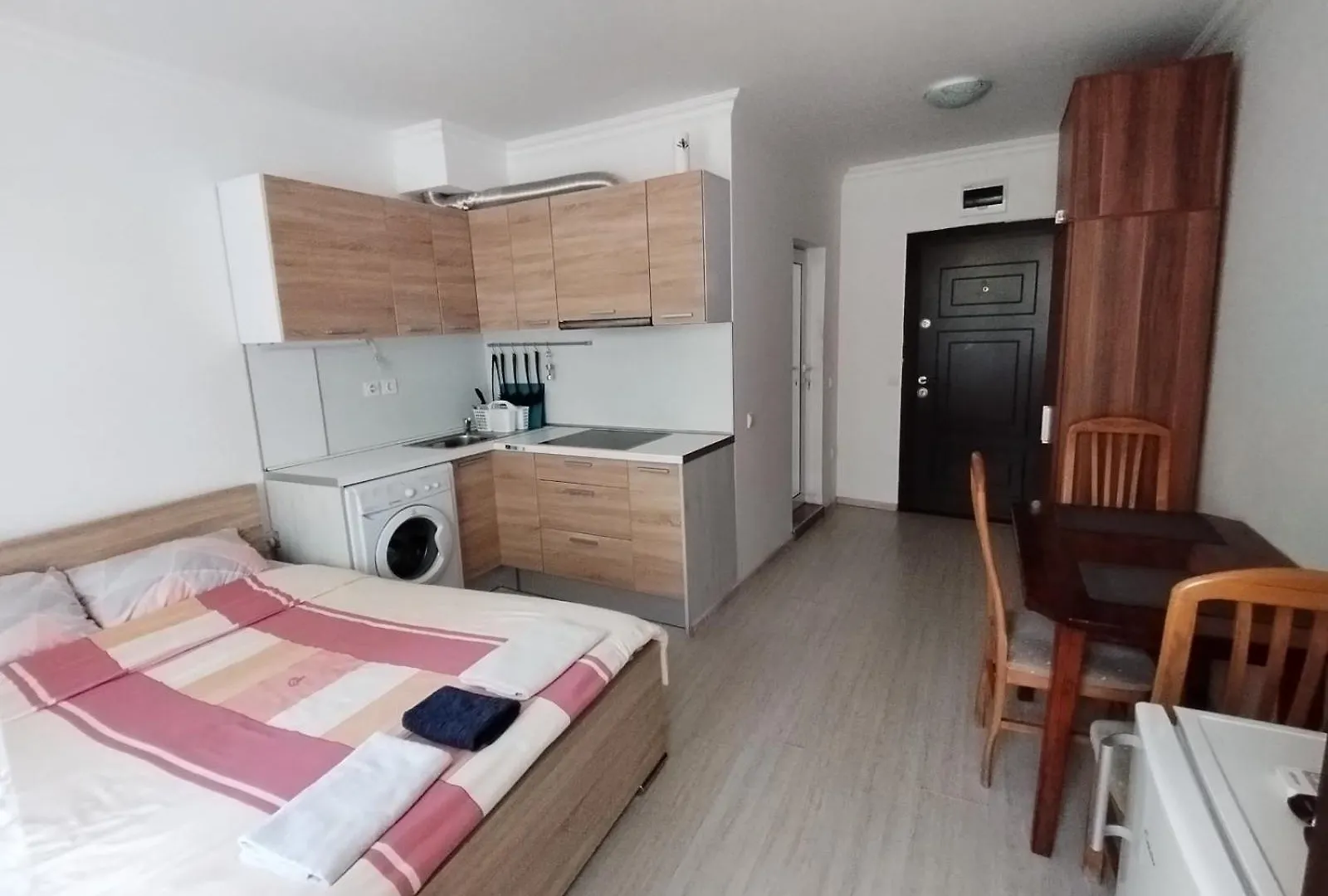 Apartments Sarafovo ブルガス ブルガリア